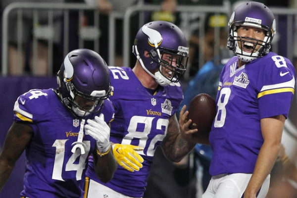 Sam Bradford s'est bien marré pour ses débuts avec les Vikings.