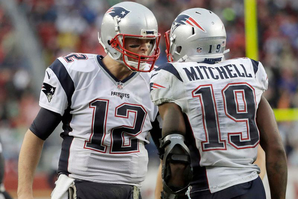 Brady et Mitchell assurent le succès des Patriots