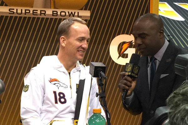 Peyton Manning répond à Marshall Faulk